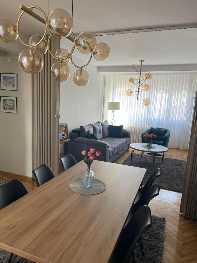 Apartman Filip Lux City Center Novi Pazar Exterior foto