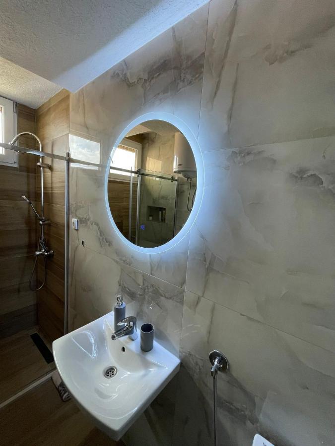 Apartman Filip Lux City Center Novi Pazar Exterior foto