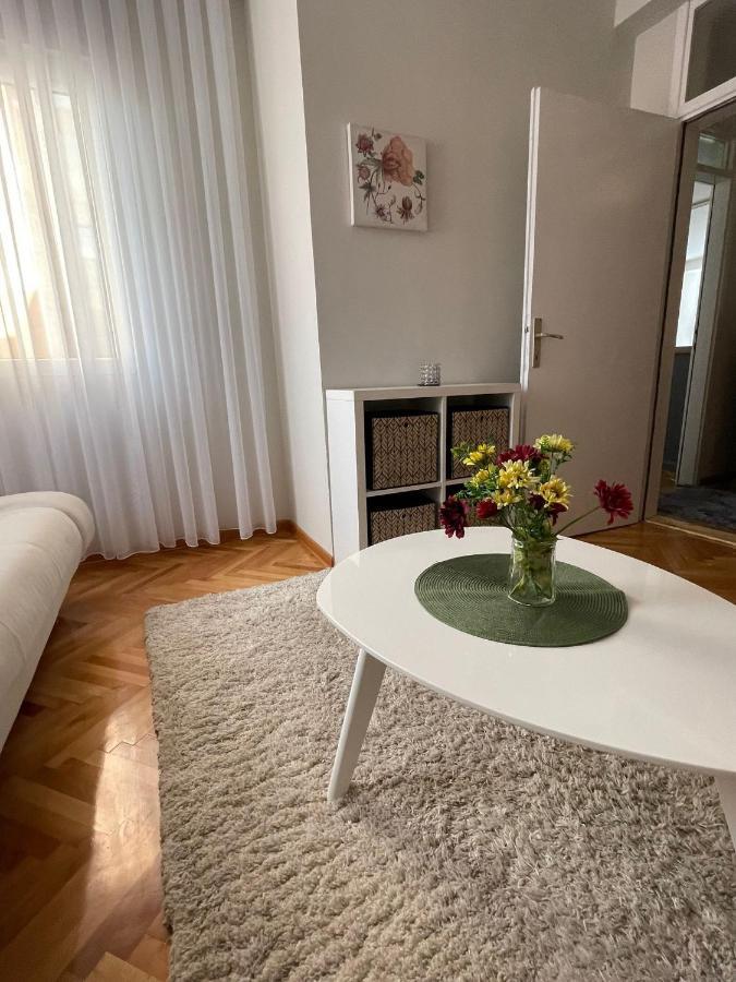 Apartman Filip Lux City Center Novi Pazar Exterior foto
